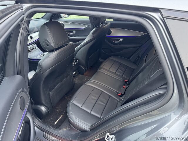 Mercedes-Benz E-Class Estate 300 de AMG Line 2020 LED / ACC / Leather MARGIN MERCEDES-BENZ E-klasse Estate 300 de AMG Line 2020 Led / ACC / Leder