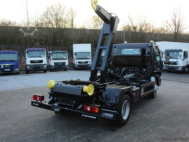 Roll-off tipper truck Fuso Canter FUSO 9C18  City Abrollkipper Hooklift Black Edition