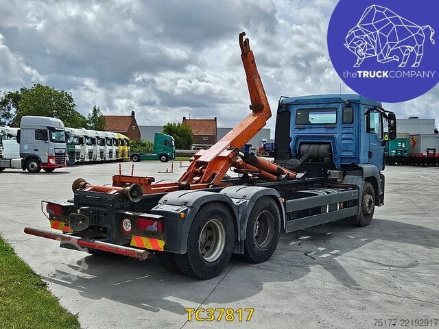 Container transportation MAN TGS 400