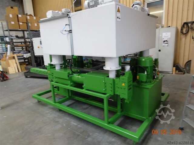Pelletizing press  R 310