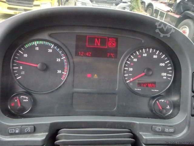 Truck-mounted crane van MAN 8.180  TGL + Böcker AK 32 Meter Dachdeckerkran