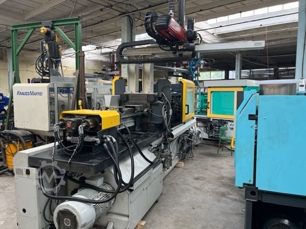 Spritzgießmaschine Arburg 470S 1300-350