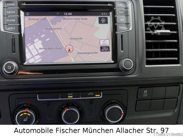 Kastenwagen VOLKSWAGEN T6 Transporter Kasten lang 3,2t*Regale*SHZ.