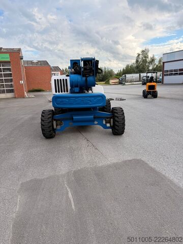 Selbstfahrende Arbeitsbühne Niftylift HR21 4x4