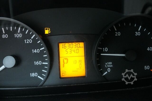 Transporter mit Koffer mercedes-benz SPRINTER 310 CDI MAXI EURO-5 KOFFER REGALE KAMERA DURCHGANG