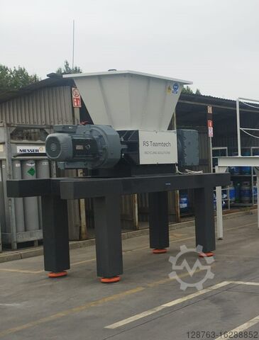 Aluminum Shredder – Specialized Machine Two-shaft shredder for aluminum RS-8A