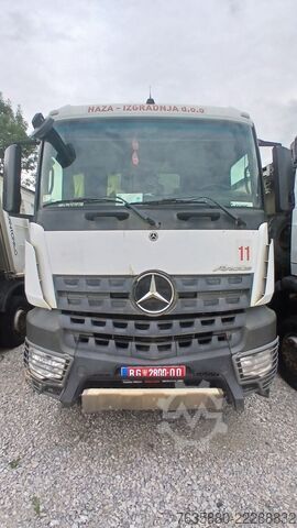  Mercedes-Benz Arocs 8x4 Euro 6