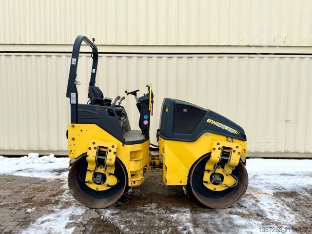 Walzenzug BOMAG BW135AD-5 / 2016 BJ / 1.688 H / 3.950 KG