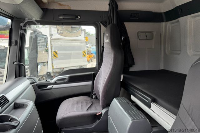 LKW-Fahrgestell MAN TGS 26.440 6x2