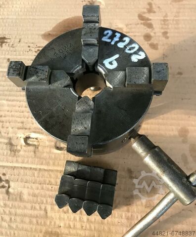 Four jaw chuck AROWA