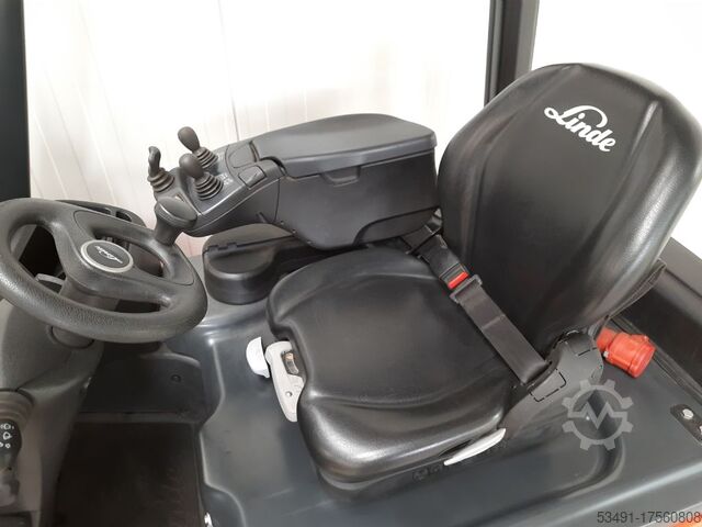 Elektro 4 Rad-Stapler Linde E20PH-02