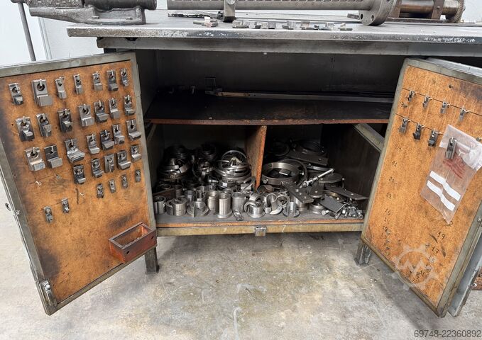 Broaching machine Hoytom 