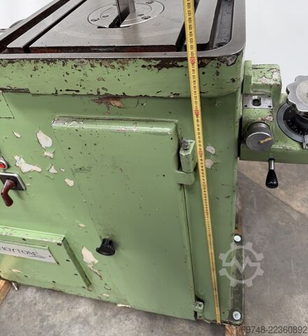 Broaching machine Hoytom 