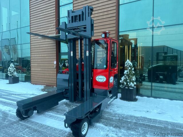 Vierwegestapler Combilift C4000 /2015 /Diesel/Triplex 7500 mm