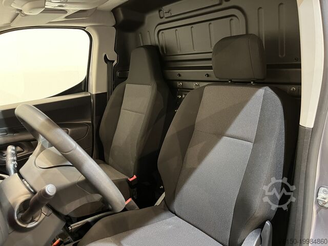 High-roof van Opel Combo 1.5D L1H1 / Euro 6 / Airco / Cruise Contr...