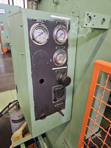 Eccentric press AMADA TP60C 60ton