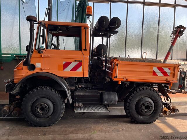 Special truck Mercedes-Benz Unimog U900/ 417 Zweiwege