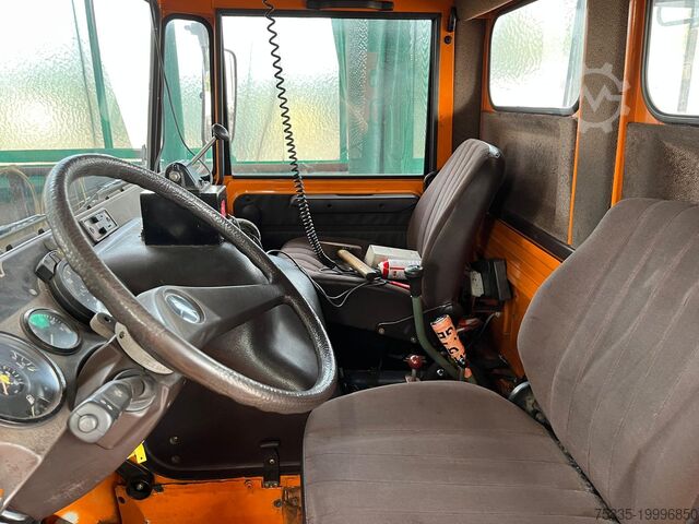 Special truck Mercedes-Benz Unimog U900/ 417 Zweiwege