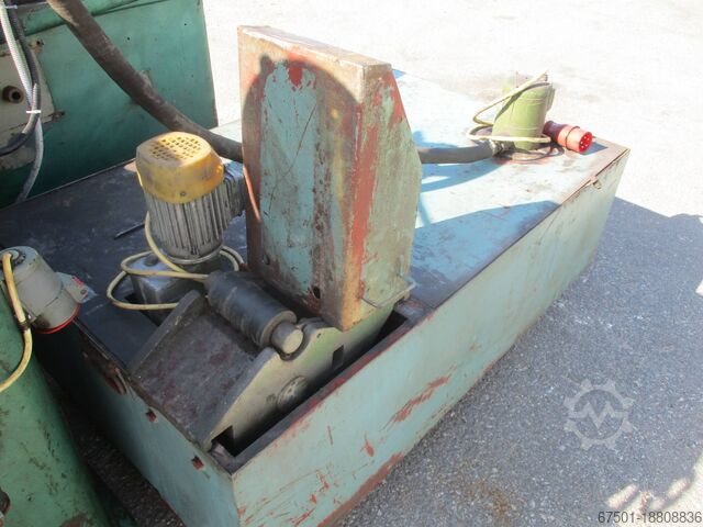 Cylindrical grinding machine TOS Rundschleifmaschine (3163)