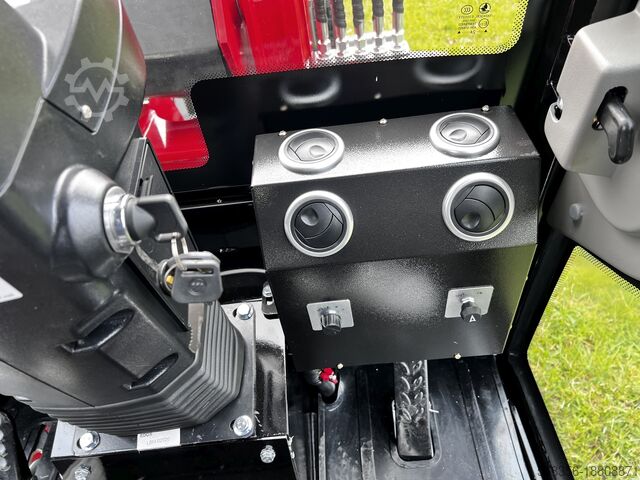 Teleskoplader kompakter Lader mit Teles. H&R Teleskopradlader 1607T