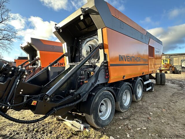 Mobile shredding plant Doppstadt Inventhor Type 9