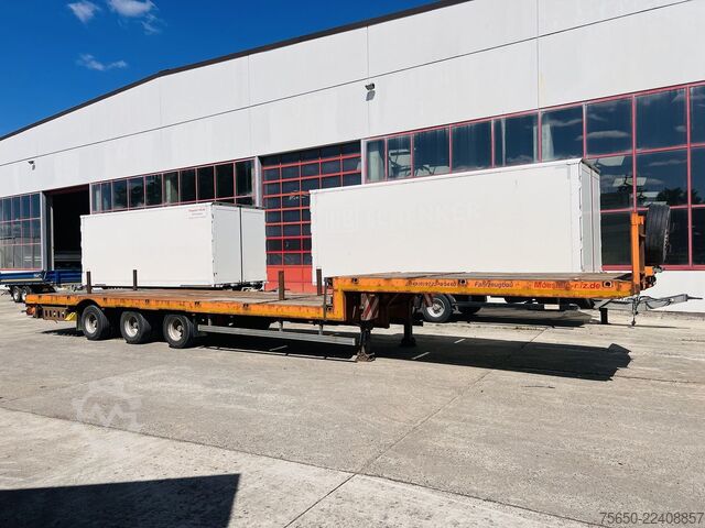 Low loader semitrailer Möslein STO 3 Schwebheim  3 Achs Satteltieflader Plato 45 t GGfür Fertigteile, Baumaschinen oder Container