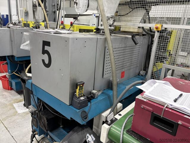 Injection molding machine Boy 60 E