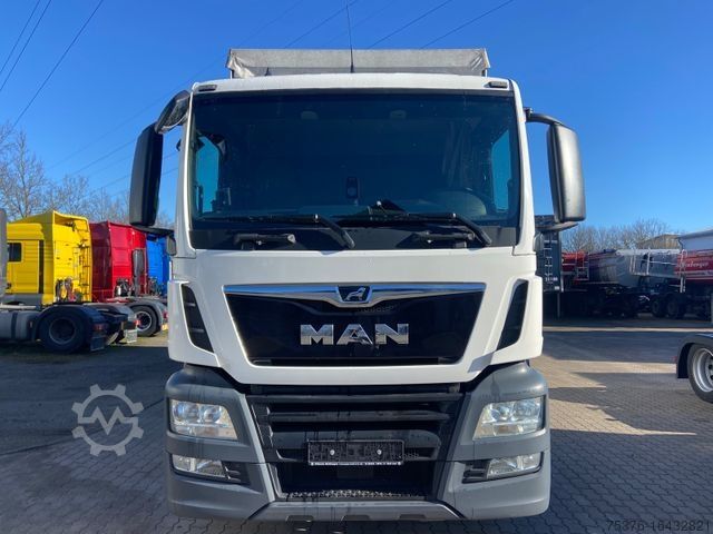 Flatbed truck with tarp MAN TGS 18.330 4x2 Edscha-Verdeck Stahl-Rungen LBW
