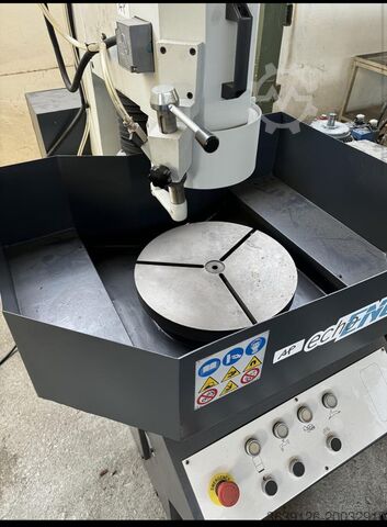 Vertikal-Rundschleifmaschine mit Rundtisch Echo Eng RV 400