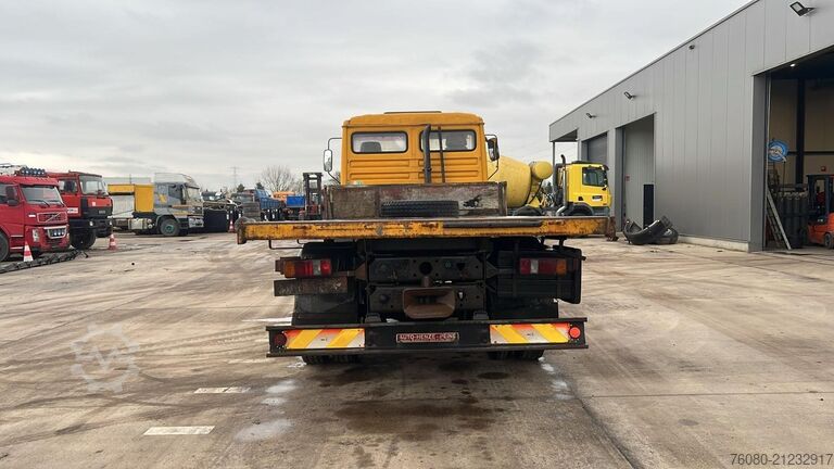 Plattformanhänger MAN 12.192 (MANUAL PUMP / 4X4 / POMPE MANUELLE / GR...