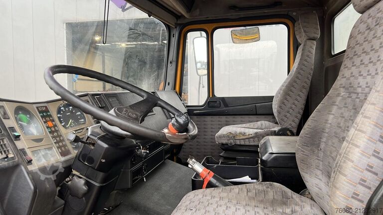 Plattformanhänger MAN 12.192 (MANUAL PUMP / 4X4 / POMPE MANUELLE / GR...