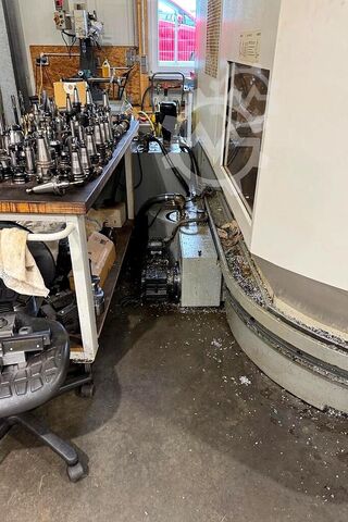 Universal-Bearbeitungszentrum DECKEL MAHO DMU 60 T