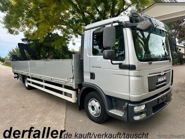 Autokran MAN 12250 mit Effer Crane 65/3S Ladekran