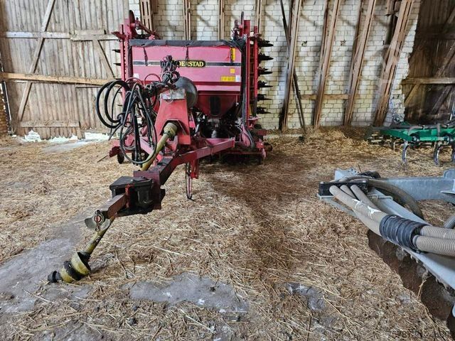 Sämaschine Väderstad RD 600 P Drille