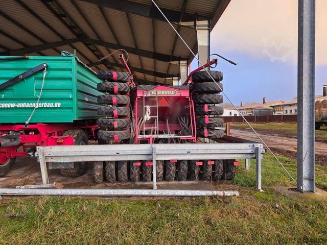 Sämaschine Väderstad RD 600 P Drille