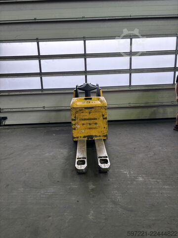 Electric Pallet Trucks Jungheinrich ERE 225 Li-lon