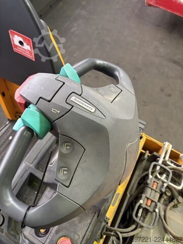 Electric Pallet Trucks Jungheinrich ERE 225 Li-lon