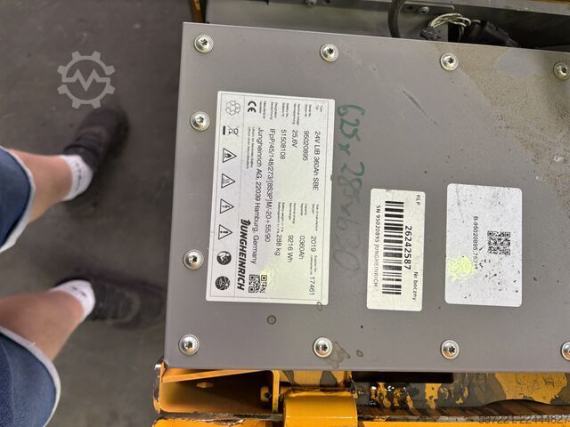 Electric Pallet Trucks Jungheinrich ERE 225 Li-lon