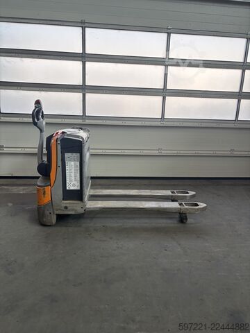 Electric Pallet Trucks Still EXU 18