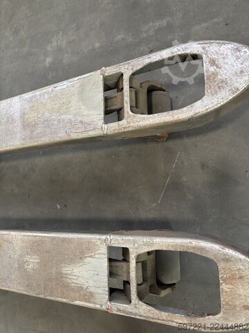 Electric Pallet Trucks Still EXU 18