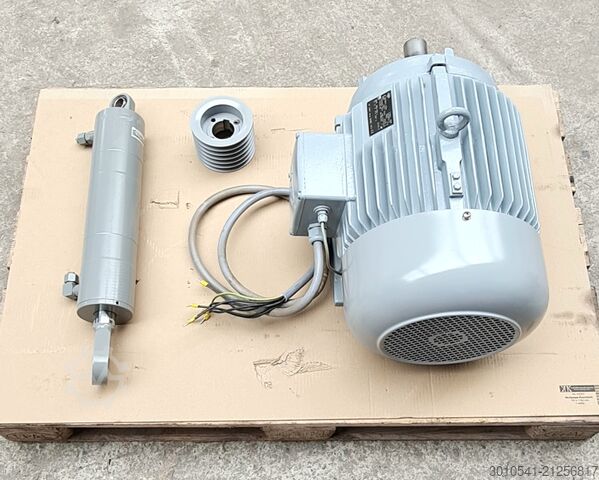 Fleischwolf / Meat Grinder Seydelmann AE 130-3 Automatenwölfe