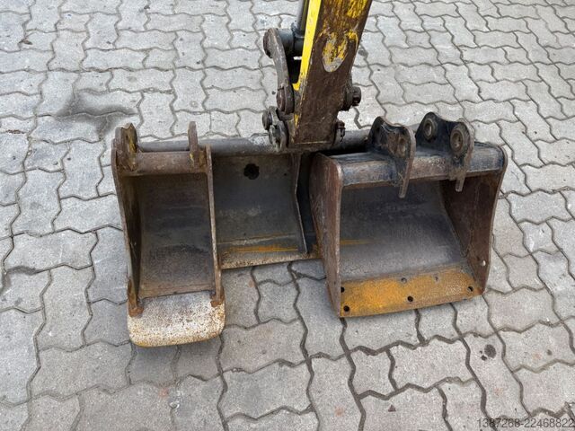 Mini excavator WACKER Neuson ET16 / 2019 BJ / 1.390 H / 3x Löffel