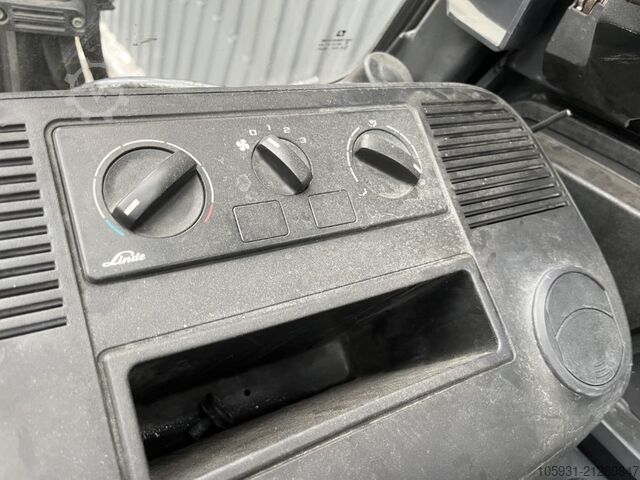 Elektro 4 Rad-Stapler Linde E30-01