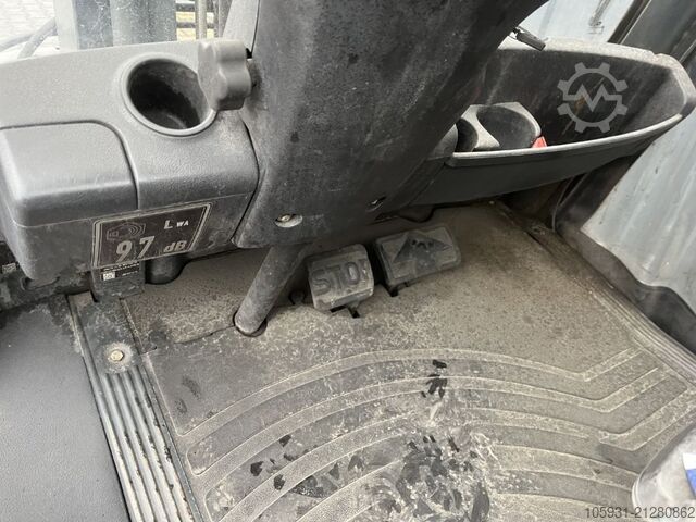 Treibgasstapler Linde H30T-02