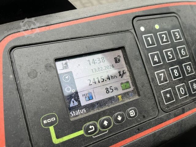 Fahrerstandstapler Linde D12S