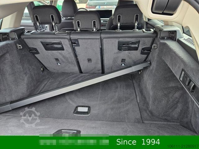 Minibus BMW 320 d xDrive Navigation PDC