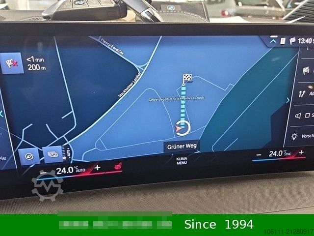 Minibus BMW 320 d xDrive Navigation PDC