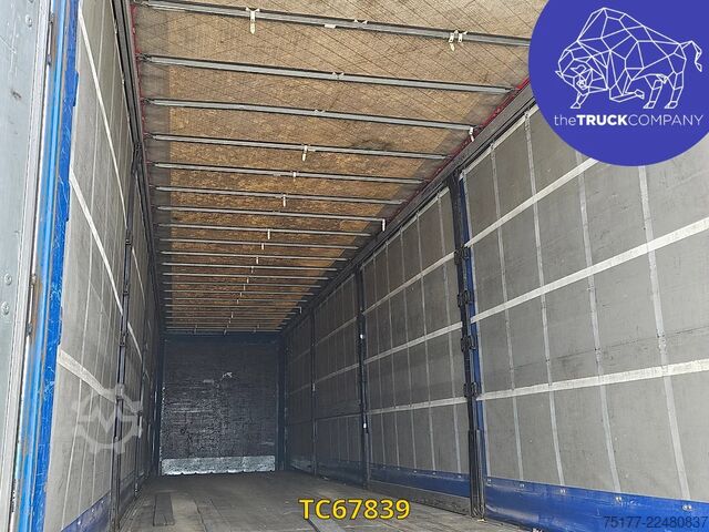 Sliding tarpaulins Vanhool 