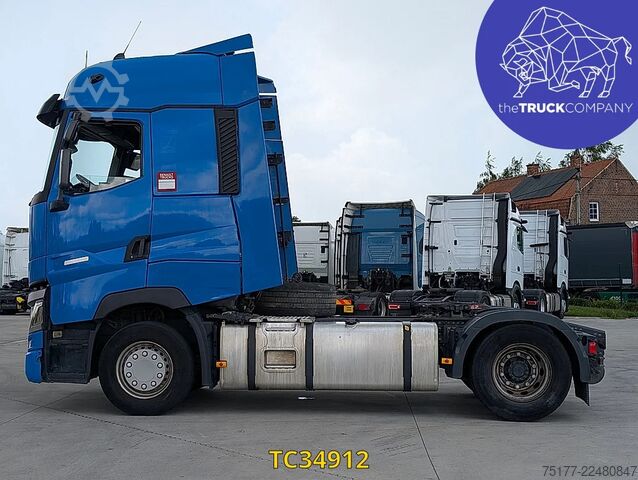 Standard-SZM Renault T 520