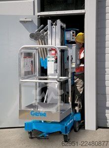 Vertical / Personnel Lifts Genie AWP 40S